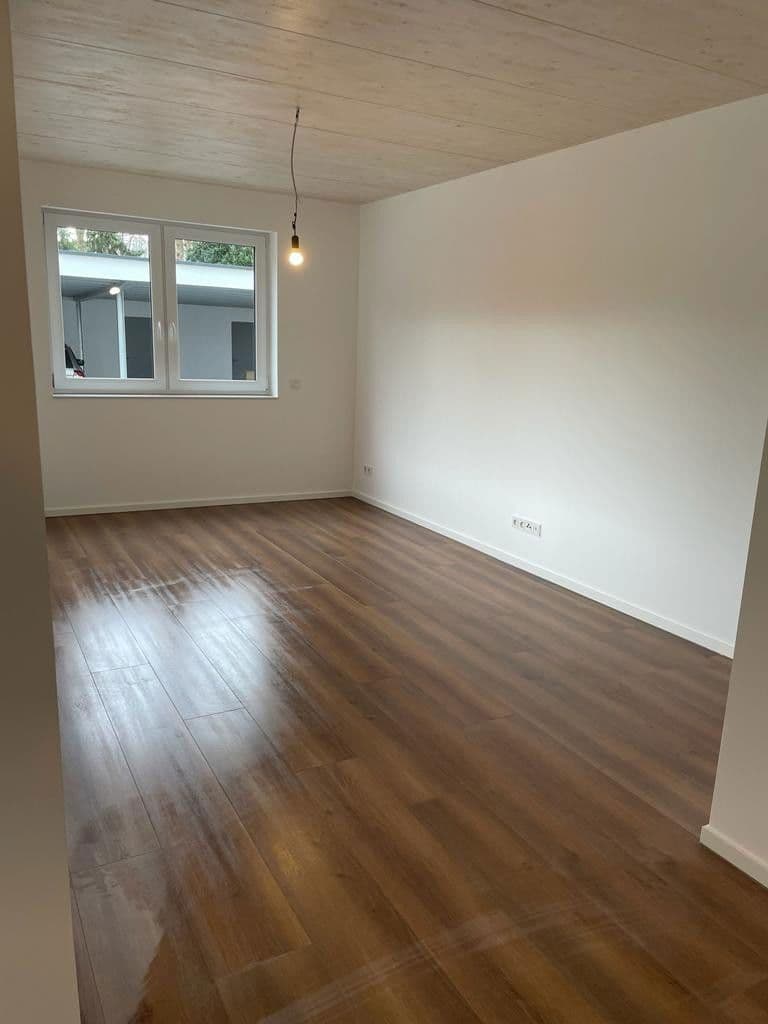 Prenájom bytu 2-izbový 77 m², Linienstraße 21, Leverkusen, Severné Porýnie - Westfálsko Prenájom bytu 2-izbový 77 m², Linienstraße 21, Leverkusen, Severné Porýnie - Westfálsko
