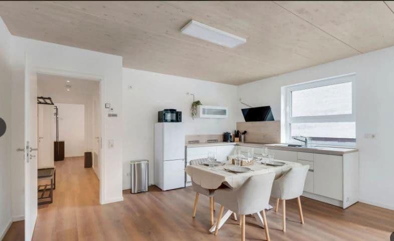 Prenájom bytu 2-izbový 77 m², Linienstraße 21, Leverkusen, Severné Porýnie - Westfálsko Prenájom bytu 2-izbový 77 m², Linienstraße 21, Leverkusen, Severné Porýnie - Westfálsko