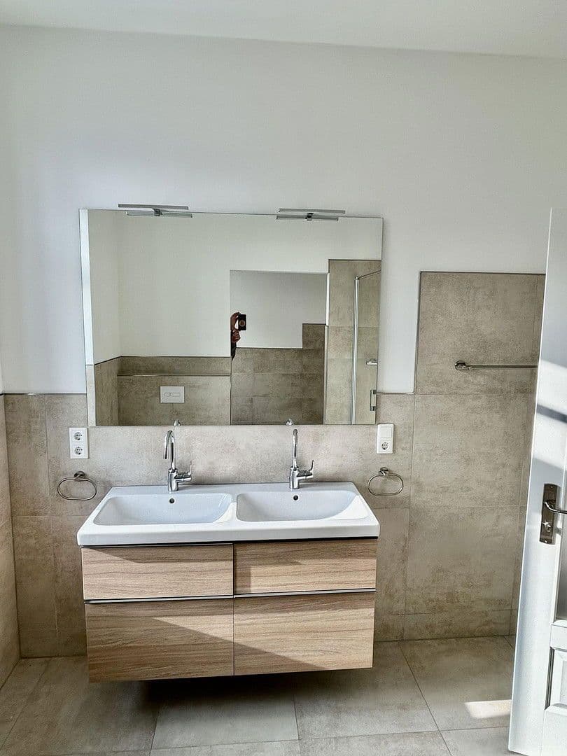 Prenájom bytu 5-izbový 141 m², Am Burggraben 1, Diepholz, Dolné Sasko Prenájom bytu 5-izbový 141 m², Am Burggraben 1, Diepholz, Dolné Sasko