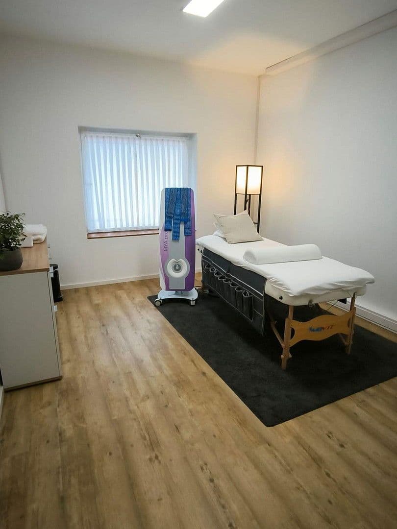 Prenájom kancelárie 70 m², Ruhpolding, Bavorsko Prenájom kancelárie 70 m², Ruhpolding, Bavorsko