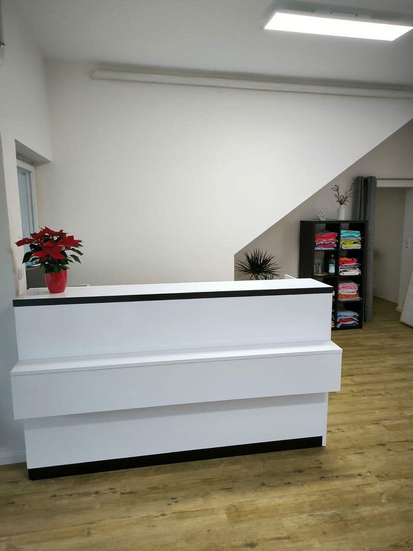 Prenájom kancelárie 70 m², Ruhpolding, Bavorsko Prenájom kancelárie 70 m², Ruhpolding, Bavorsko