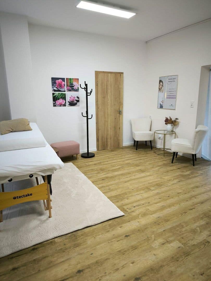 Prenájom kancelárie 70 m², Ruhpolding, Bavorsko Prenájom kancelárie 70 m², Ruhpolding, Bavorsko