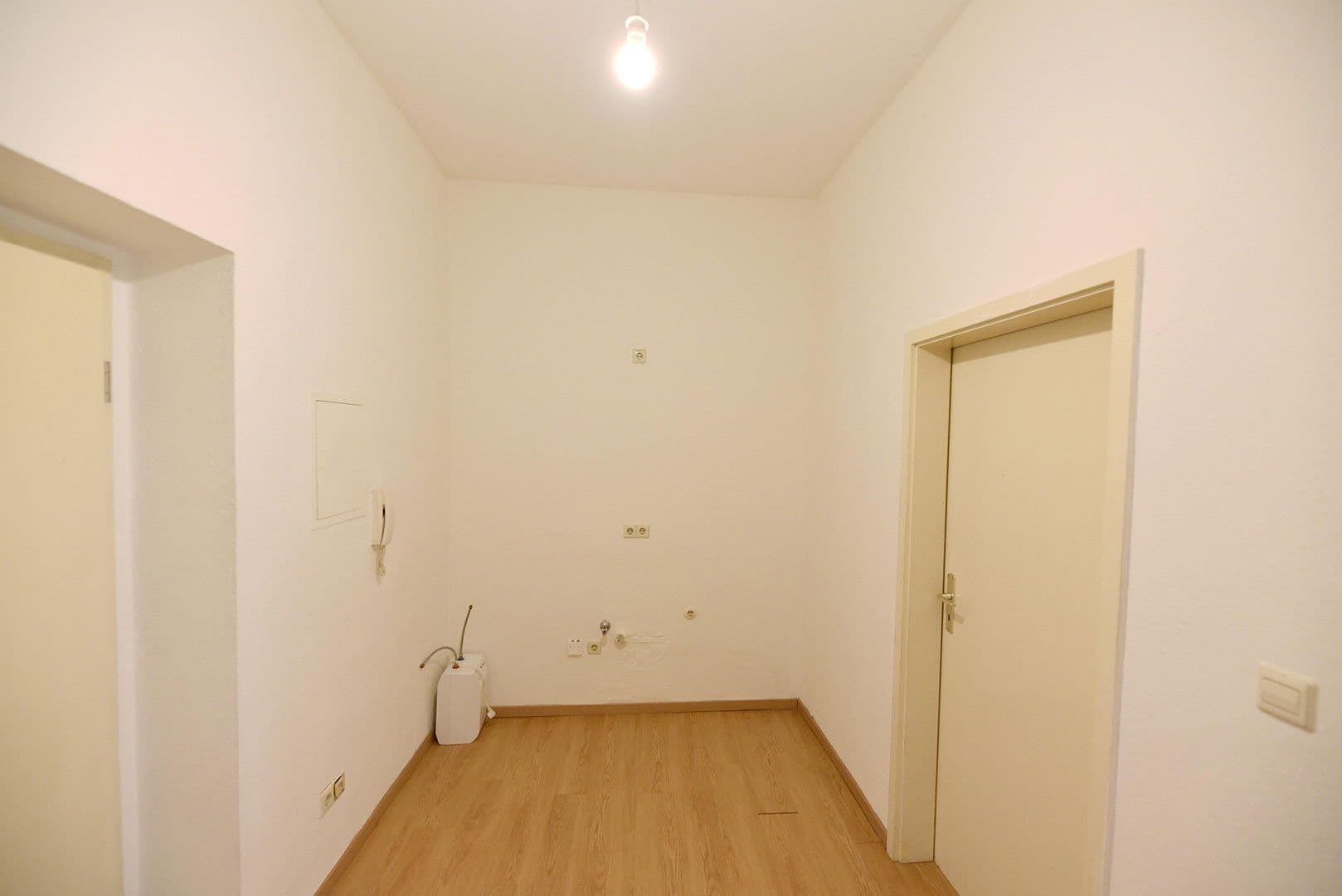 Prenájom bytu 2-izbový 37 m², Conradstrasse 10, Dresden, Sasko Prenájom bytu 2-izbový 37 m², Conradstrasse 10, Dresden, Sasko