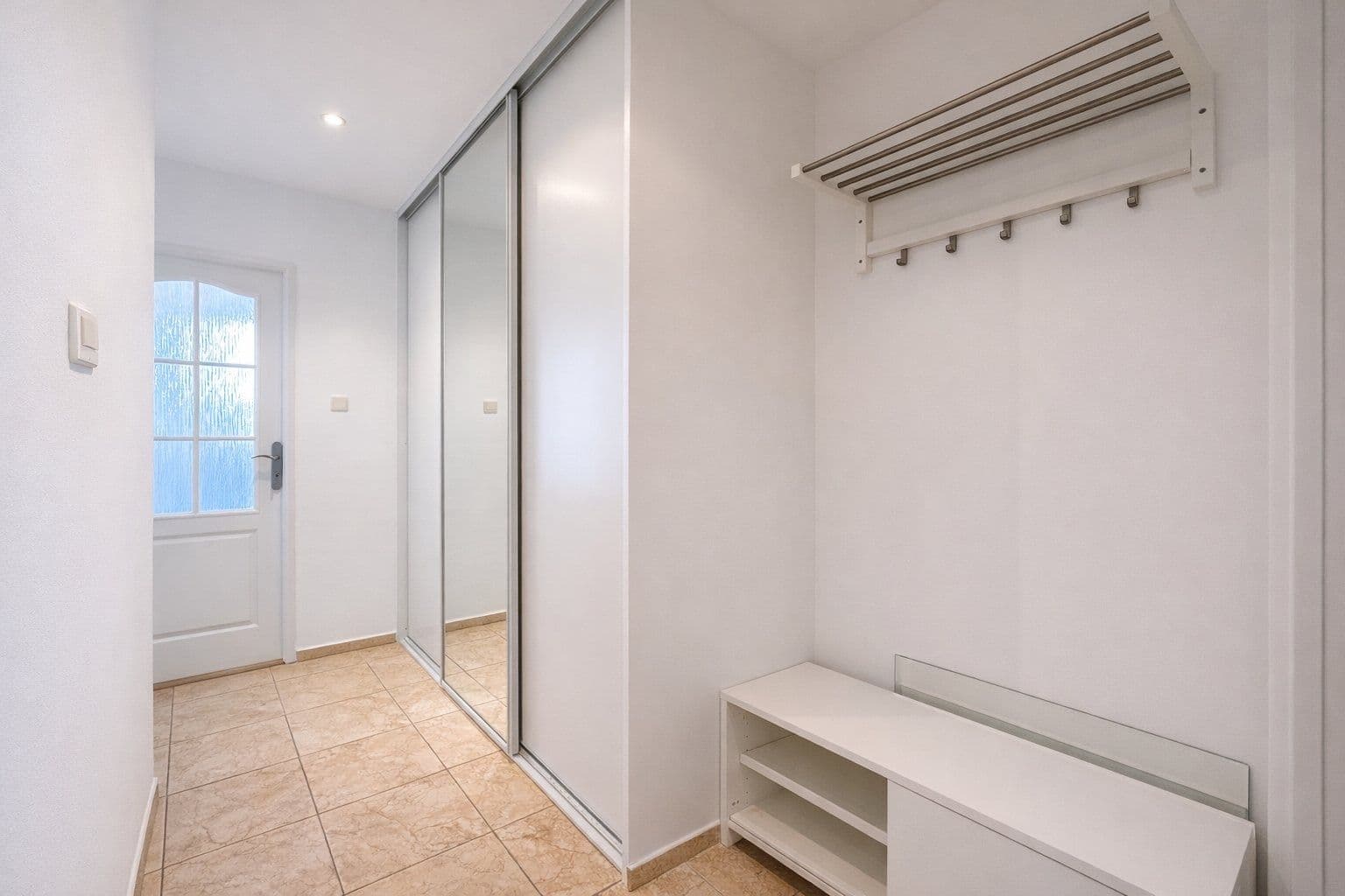 Prenájom bytu 2-izbový 39 m², Švédská, Kladno, Středočeský kraj Prenájom bytu 2-izbový 39 m², Švédská, Kladno, Středočeský kraj