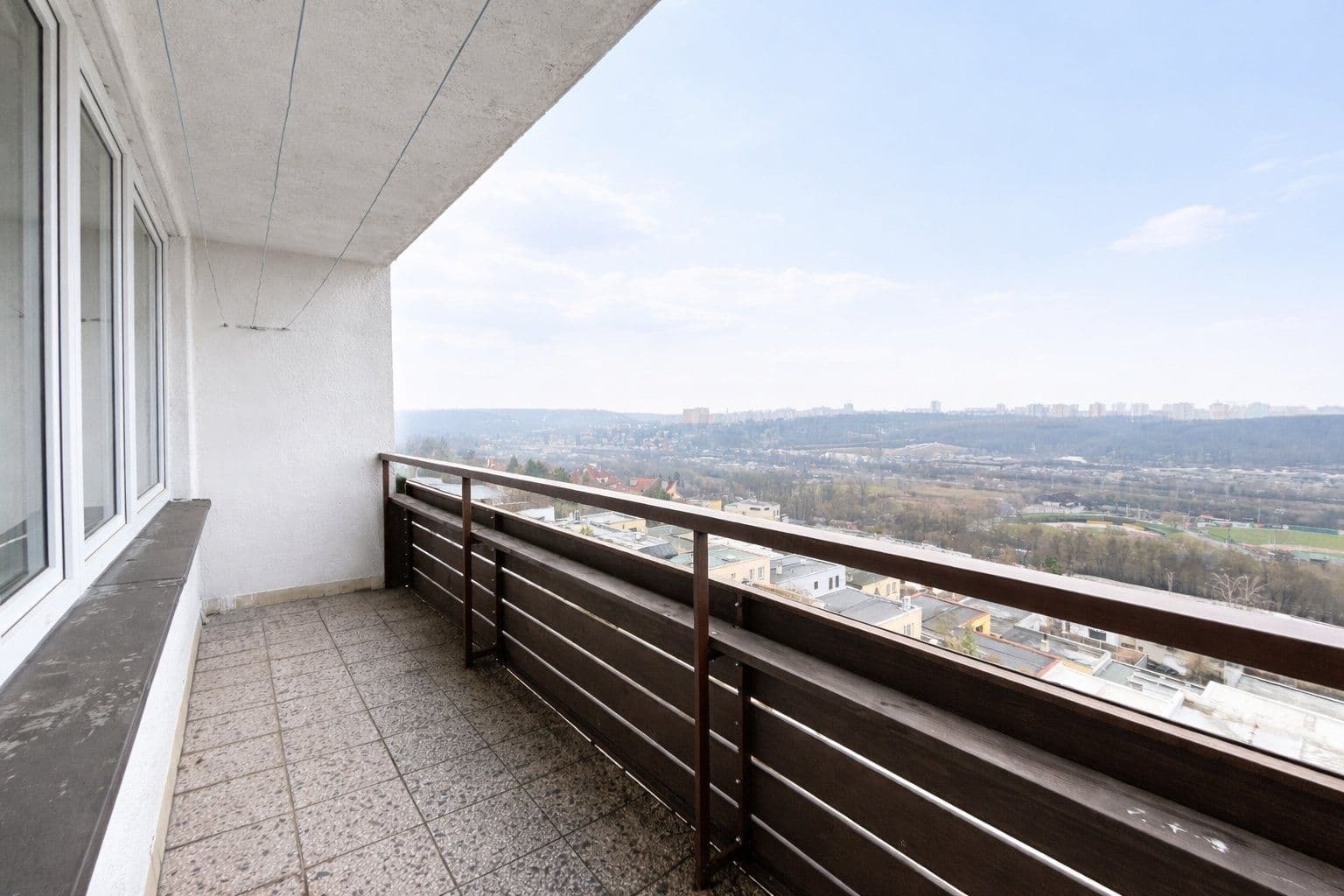 Prenájom bytu 3-izbový 87 m², Točitá, Praha, Praha Prenájom bytu 3-izbový 87 m², Točitá, Praha, Praha