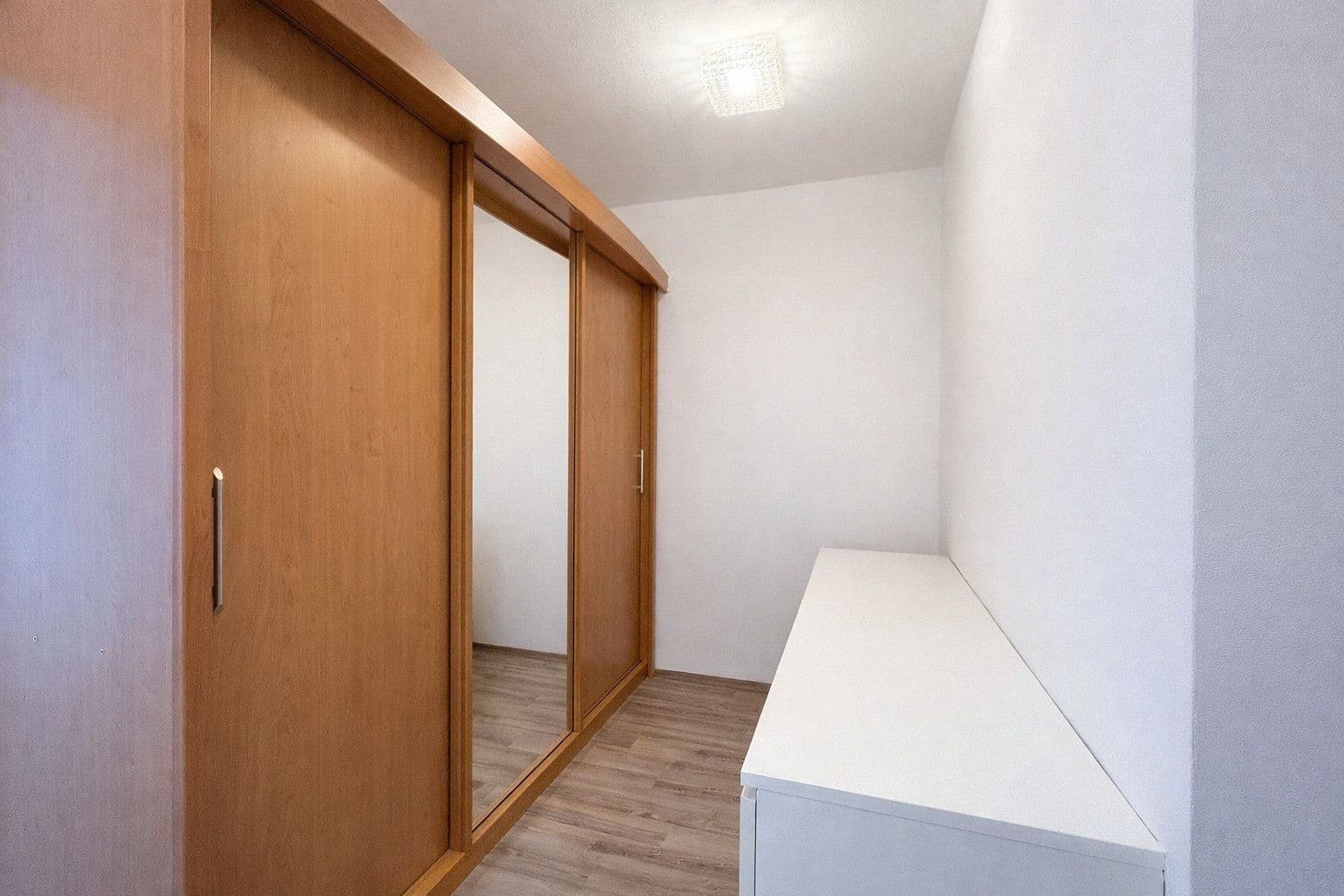 Prenájom bytu 3-izbový 87 m², Točitá, Praha, Praha Prenájom bytu 3-izbový 87 m², Točitá, Praha, Praha