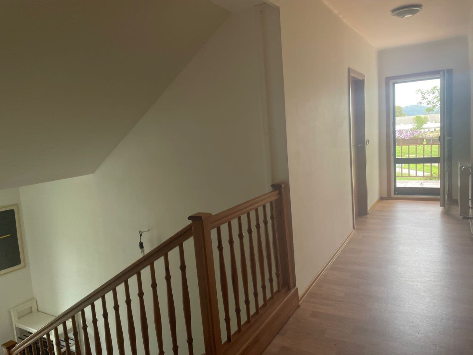 Prenájom bytu 5-izbový 120 m², Neveklov, Středočeský kraj Prenájom bytu 5-izbový 120 m², Neveklov, Středočeský kraj