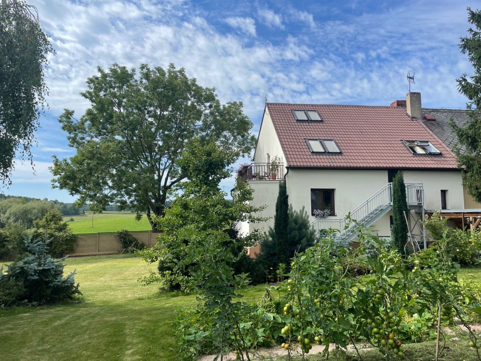 Prenájom bytu 5-izbový 120 m², Neveklov, Středočeský kraj Prenájom bytu 5-izbový 120 m², Neveklov, Středočeský kraj