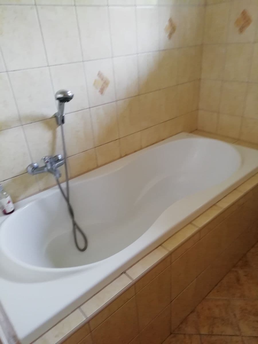 Prenájom bytu 1-izbový 45 m², Šatrova, Praha, Praha Prenájom bytu 1-izbový 45 m², Šatrova, Praha, Praha