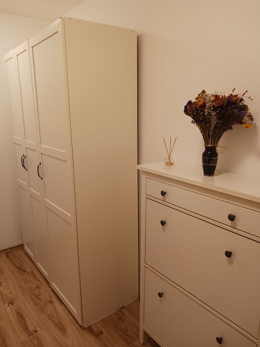 Prenájom bytu 2-izbový 47 m², Ohradní, Praha, Praha Prenájom bytu 2-izbový 47 m², Ohradní, Praha, Praha