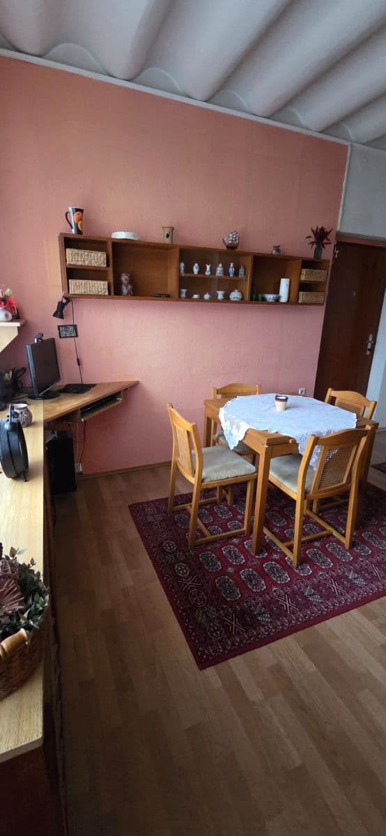 Predaj bytu 3-izbový 100 m², Dětská, Praha, Praha Predaj bytu 3-izbový 100 m², Dětská, Praha, Praha