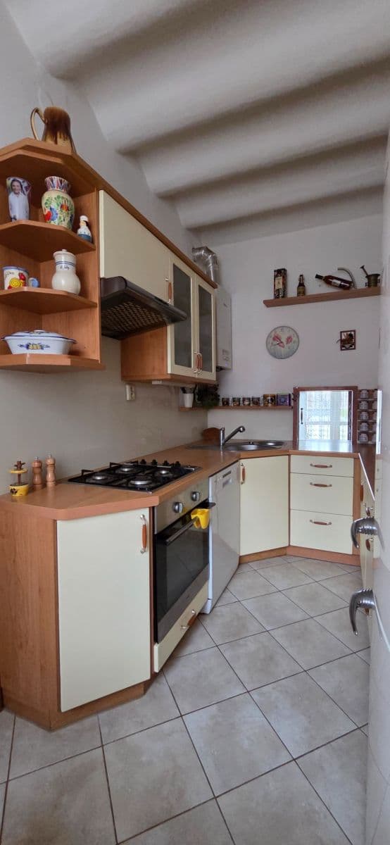 Predaj bytu 3-izbový 100 m², Dětská, Praha, Praha Predaj bytu 3-izbový 100 m², Dětská, Praha, Praha