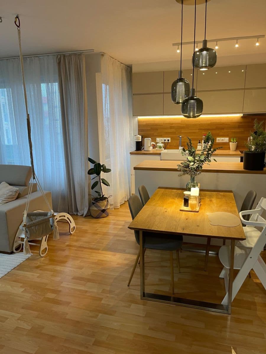 Predaj bytu 3-izbový 65 m², Chudčická, Brno, Jihomoravský kraj Predaj bytu 3-izbový 65 m², Chudčická, Brno, Jihomoravský kraj