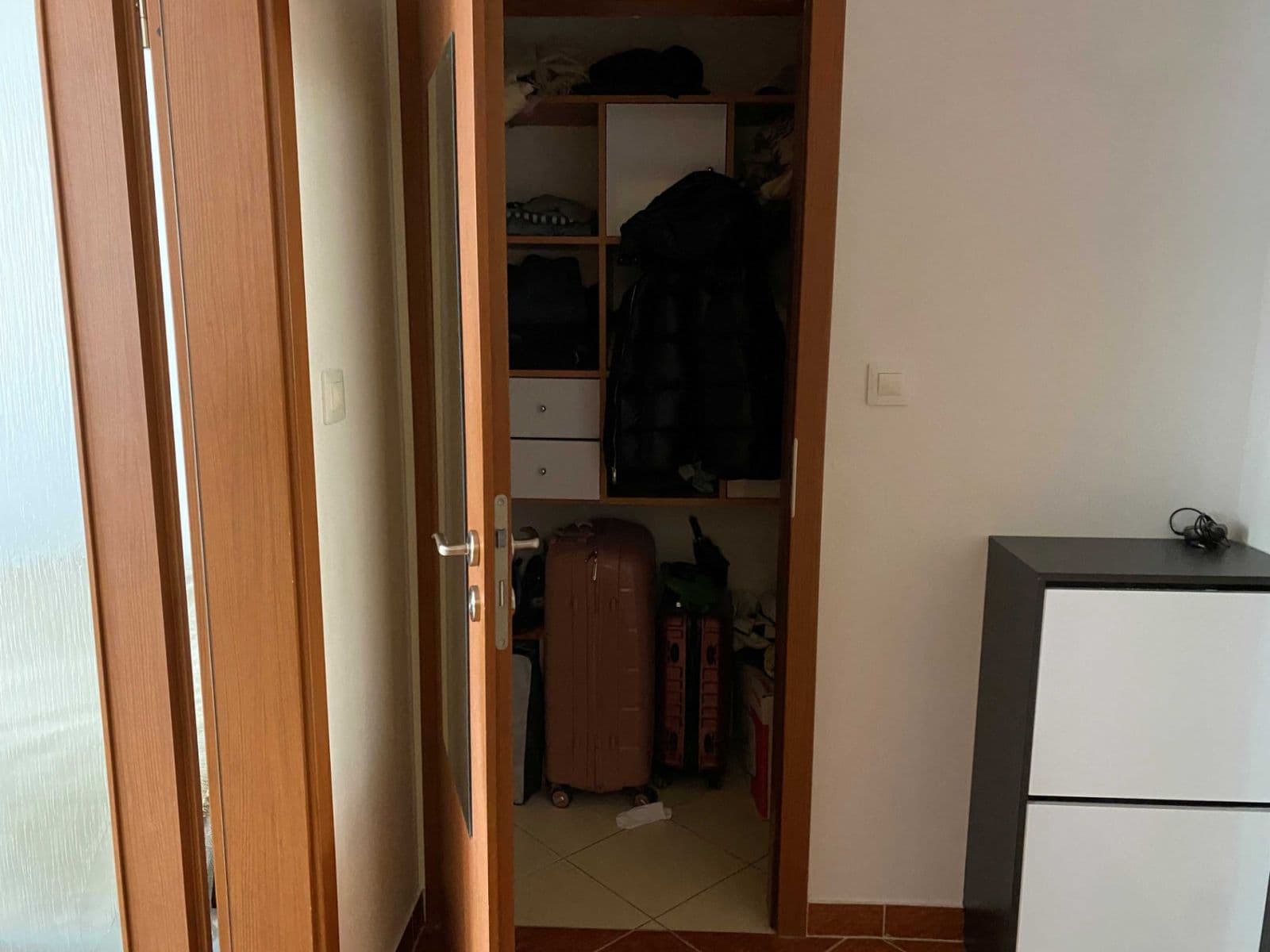 Prenájom bytu 1-izbový 37 m², Kabešova, Praha, Praha Prenájom bytu 1-izbový 37 m², Kabešova, Praha, Praha