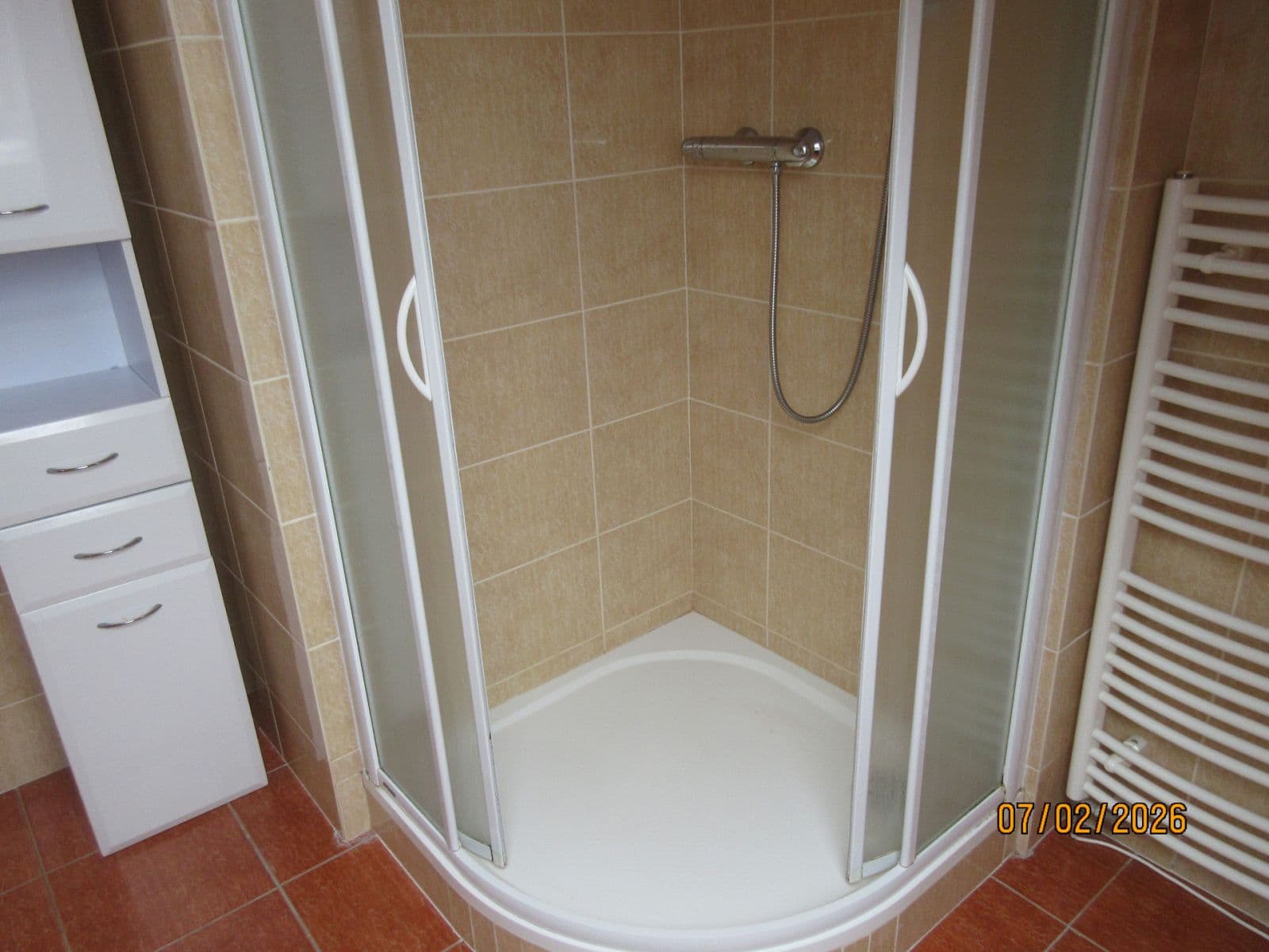 Prenájom bytu 1-izbový 62 m², Pod Děvínem, Praha, Praha Prenájom bytu 1-izbový 62 m², Pod Děvínem, Praha, Praha