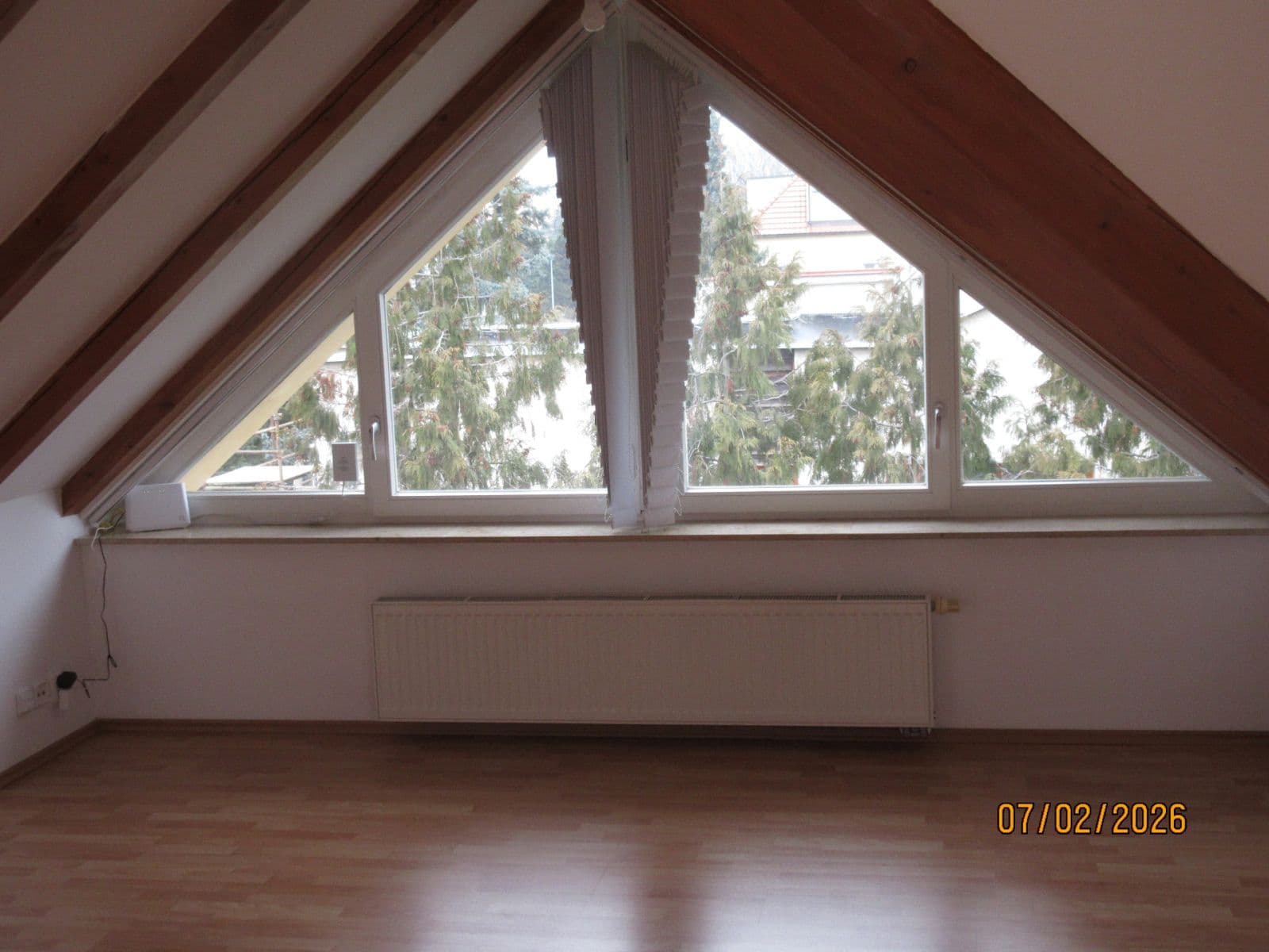 Prenájom bytu 1-izbový 62 m², Pod Děvínem, Praha, Praha Prenájom bytu 1-izbový 62 m², Pod Děvínem, Praha, Praha