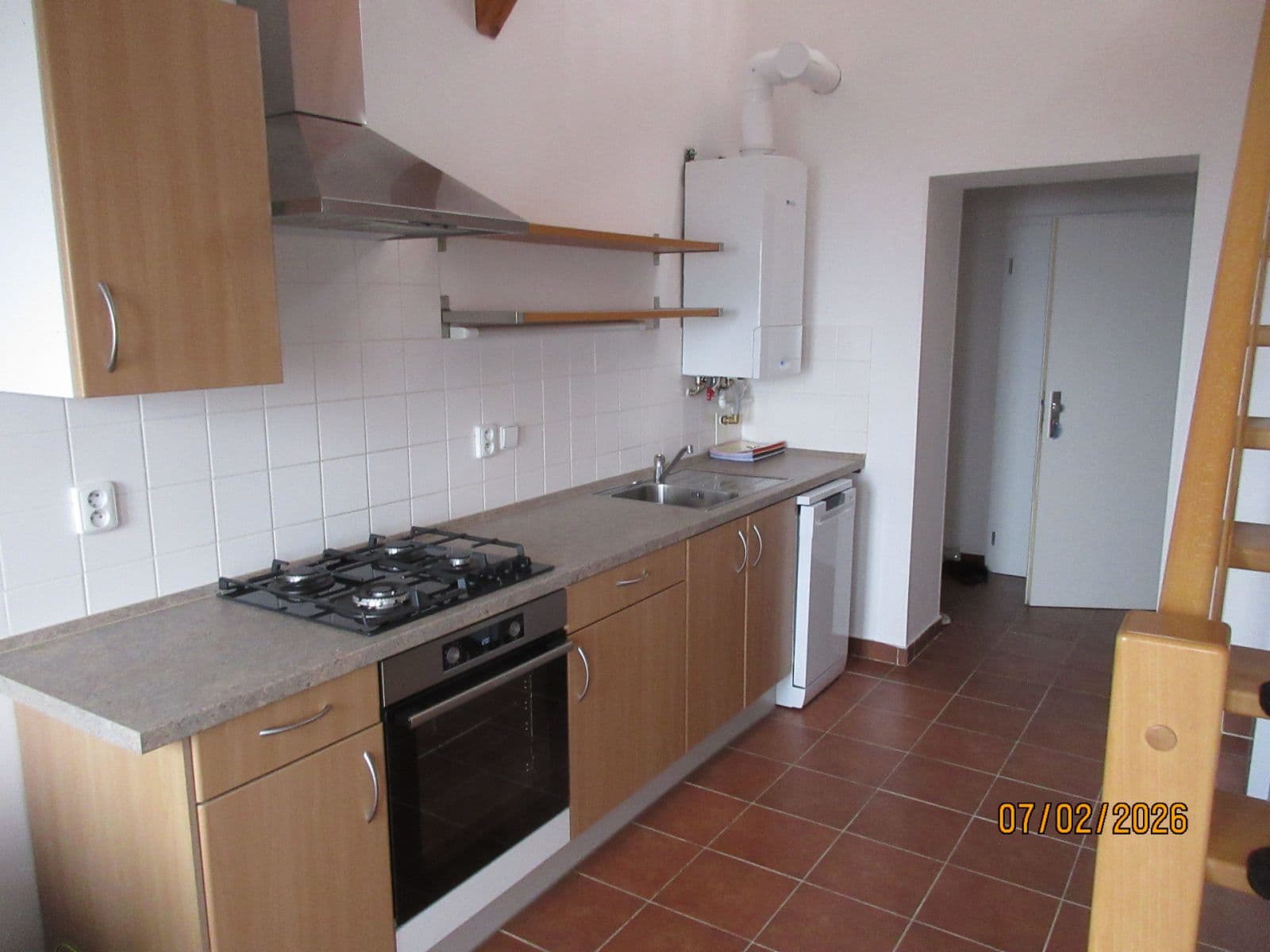 Prenájom bytu 1-izbový 62 m², Pod Děvínem, Praha, Praha Prenájom bytu 1-izbový 62 m², Pod Děvínem, Praha, Praha