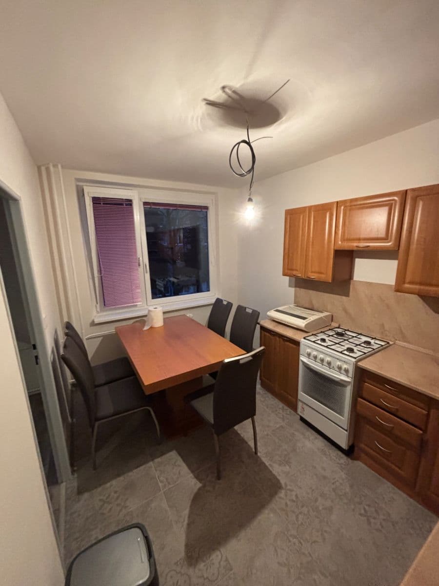 Prenájom bytu 3-izbový 66 m², Na Kopci, Litvínov, Ústecký kraj Prenájom bytu 3-izbový 66 m², Na Kopci, Litvínov, Ústecký kraj