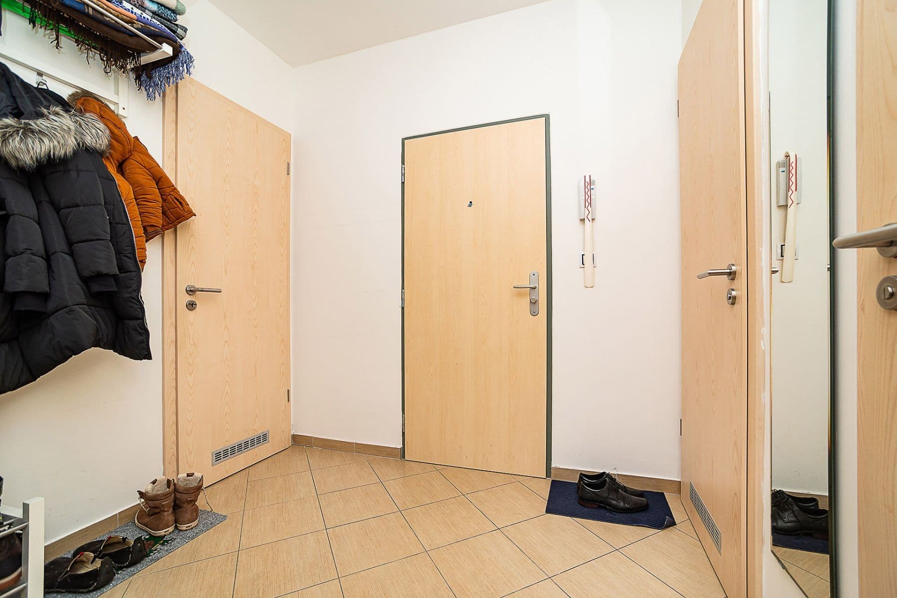 Prenájom bytu 2-izbový 51 m², Chlebovická, Praha, Praha Prenájom bytu 2-izbový 51 m², Chlebovická, Praha, Praha