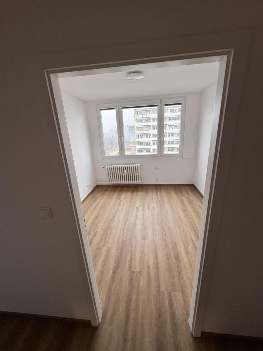 Prenájom bytu 3-izbový 68 m², Horáčkova, Praha, Praha Prenájom bytu 3-izbový 68 m², Horáčkova, Praha, Praha