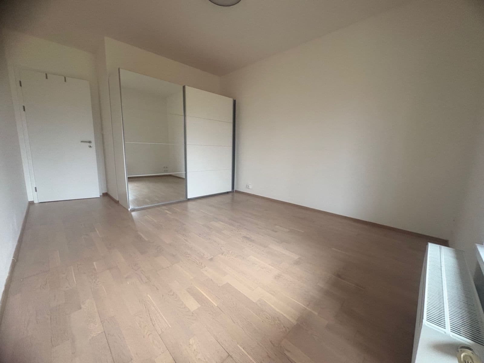 Prenájom bytu 3-izbový 79 m², Plzeňská, Praha, Praha Prenájom bytu 3-izbový 79 m², Plzeňská, Praha, Praha