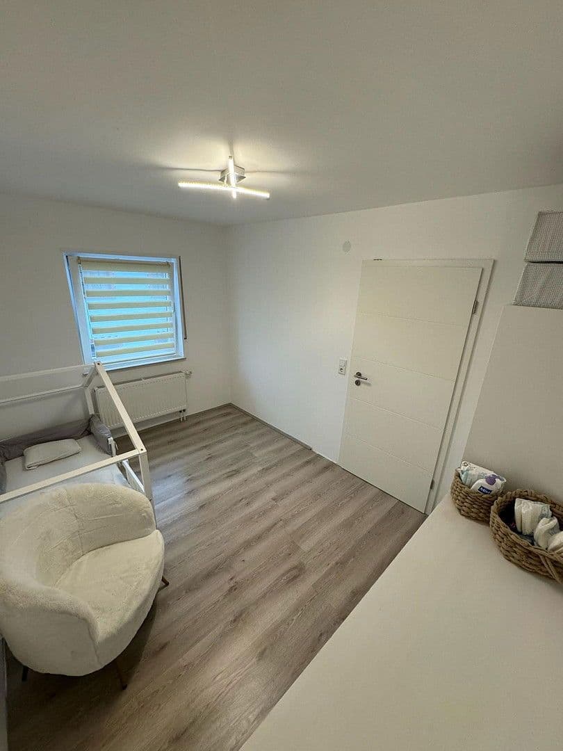 Predaj domu 100 m², pozemek 119 m², Hockenheim, Bádensko-Wurttembersko Predaj domu 100 m², pozemek 119 m², Hockenheim, Bádensko-Wurttembersko