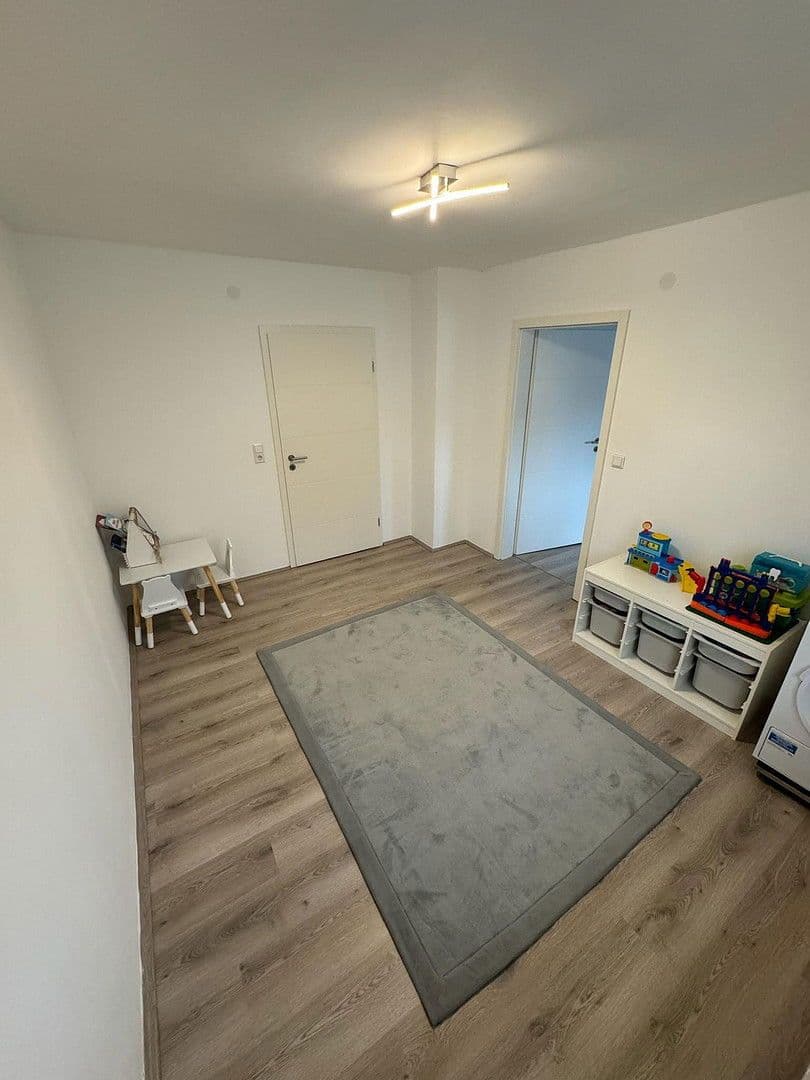 Predaj domu 100 m², pozemek 119 m², Hockenheim, Bádensko-Wurttembersko Predaj domu 100 m², pozemek 119 m², Hockenheim, Bádensko-Wurttembersko