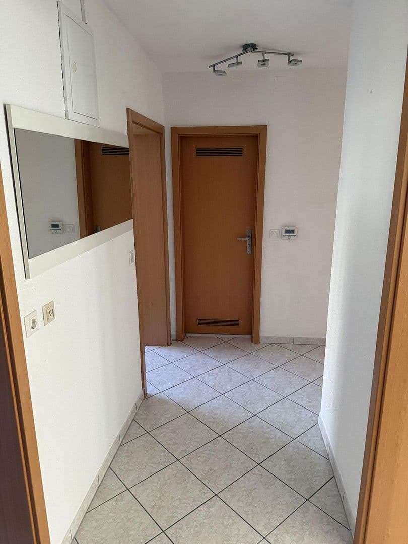 Prenájom bytu 3-izbový 76 m², Stuttgart, Bádensko-Wurttembersko Prenájom bytu 3-izbový 76 m², Stuttgart, Bádensko-Wurttembersko