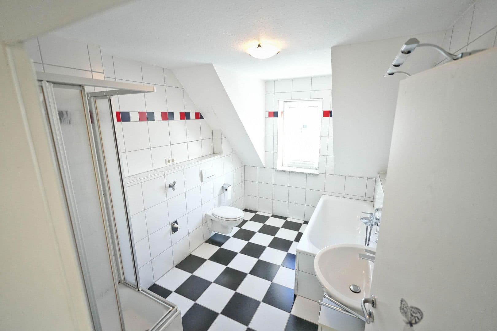 Prenájom bytu 3-izbový 92 m², Schachtgasse 24, Kupferberg, Bavorsko Prenájom bytu 3-izbový 92 m², Schachtgasse 24, Kupferberg, Bavorsko