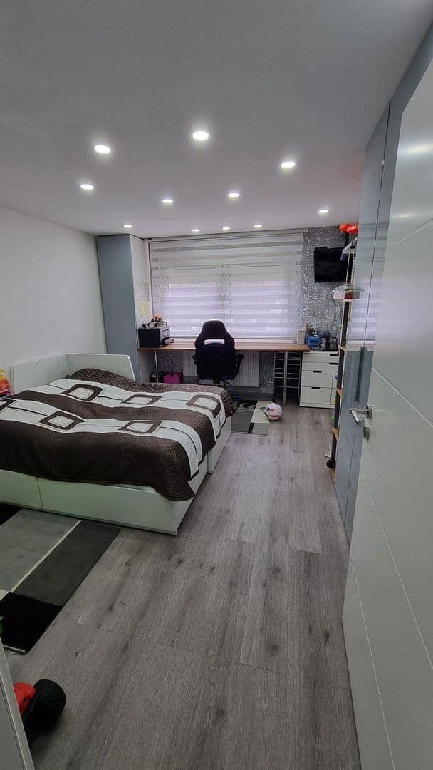 Predaj bytu 3-izbový 81 m², Offenburg, Bádensko-Wurttembersko Predaj bytu 3-izbový 81 m², Offenburg, Bádensko-Wurttembersko