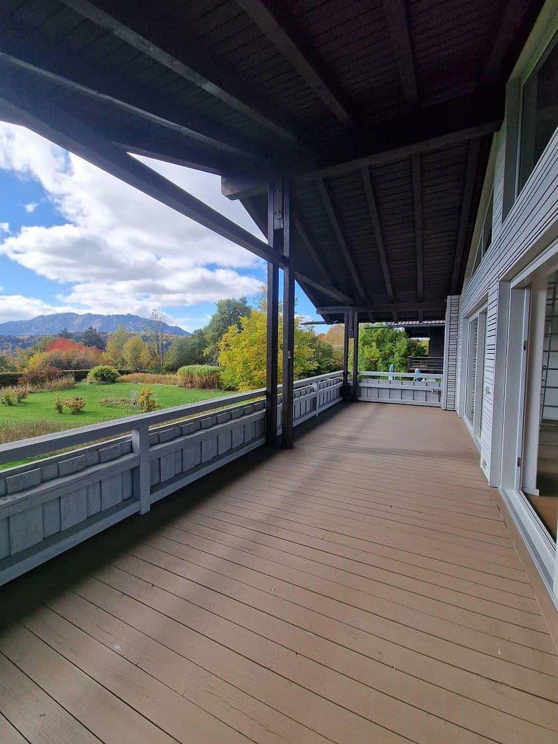 Prenájom bytu 4-izbový 151 m², Gaißacher Straße 82, 83646 Bad Tölz, Bavorsko Prenájom bytu 4-izbový 151 m², Gaißacher Straße 82, 83646 Bad Tölz, Bavorsko