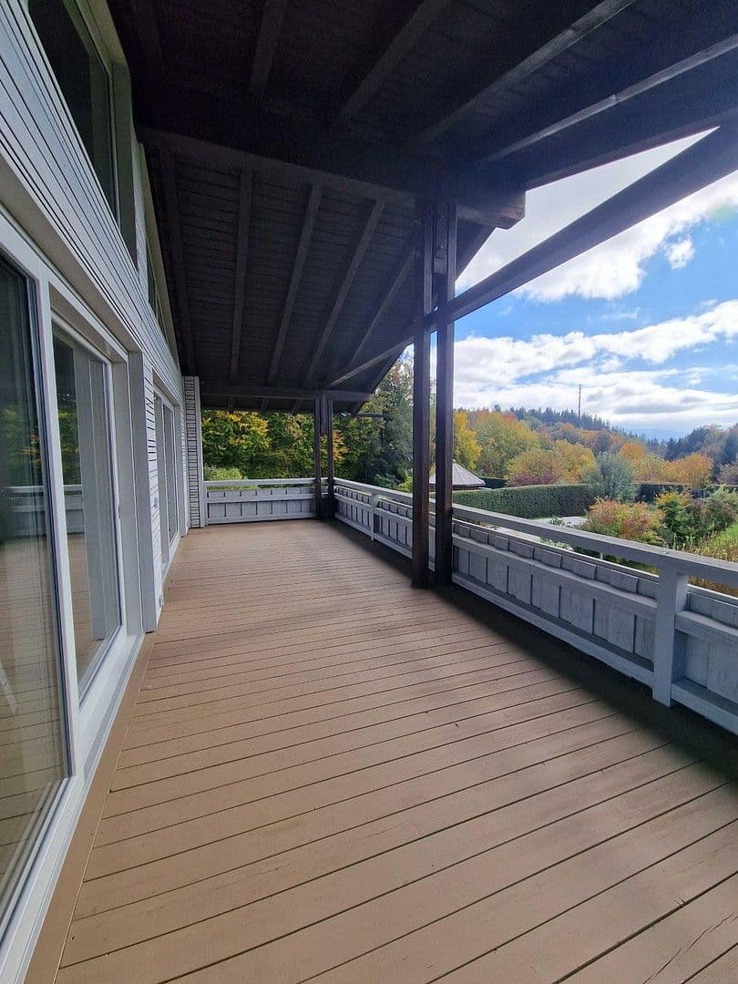 Prenájom bytu 4-izbový 151 m², Gaißacher Straße 82, 83646 Bad Tölz, Bavorsko Prenájom bytu 4-izbový 151 m², Gaißacher Straße 82, 83646 Bad Tölz, Bavorsko