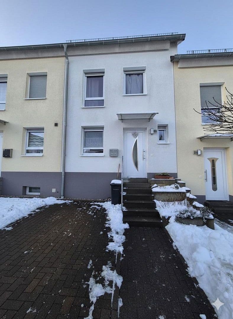 Prenájom domu 141 m², pozemek 180 m², Theodor-Heuss-Str. 37d, Taunusstein, Hesensko Prenájom domu 141 m², pozemek 180 m², Theodor-Heuss-Str. 37d, Taunusstein, Hesensko