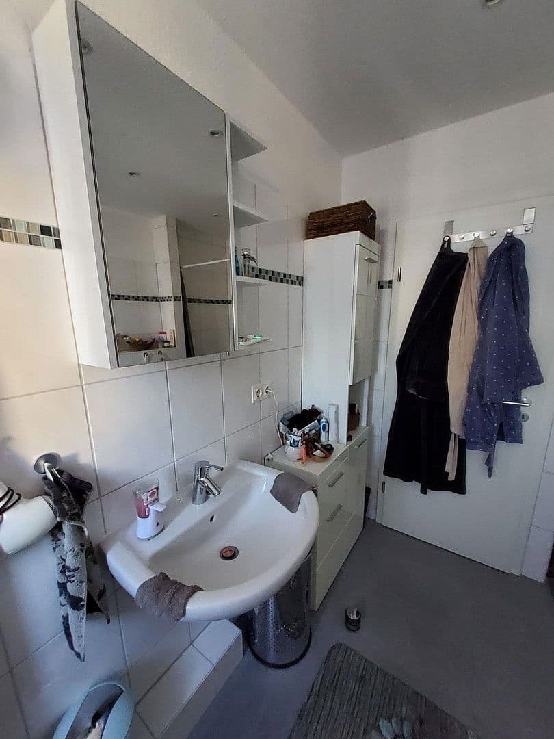 Prenájom domu 141 m², pozemek 180 m², Theodor-Heuss-Str. 37d, Taunusstein, Hesensko Prenájom domu 141 m², pozemek 180 m², Theodor-Heuss-Str. 37d, Taunusstein, Hesensko