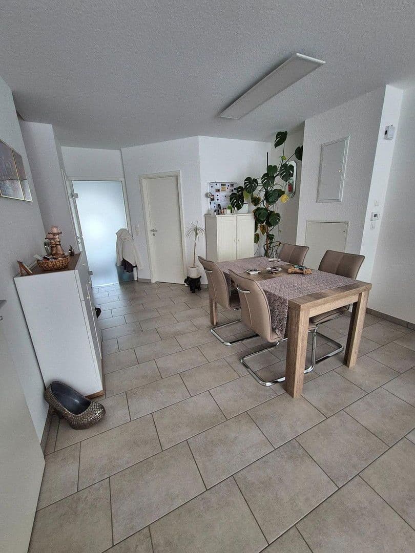 Prenájom domu 141 m², pozemek 180 m², Theodor-Heuss-Str. 37d, Taunusstein, Hesensko Prenájom domu 141 m², pozemek 180 m², Theodor-Heuss-Str. 37d, Taunusstein, Hesensko