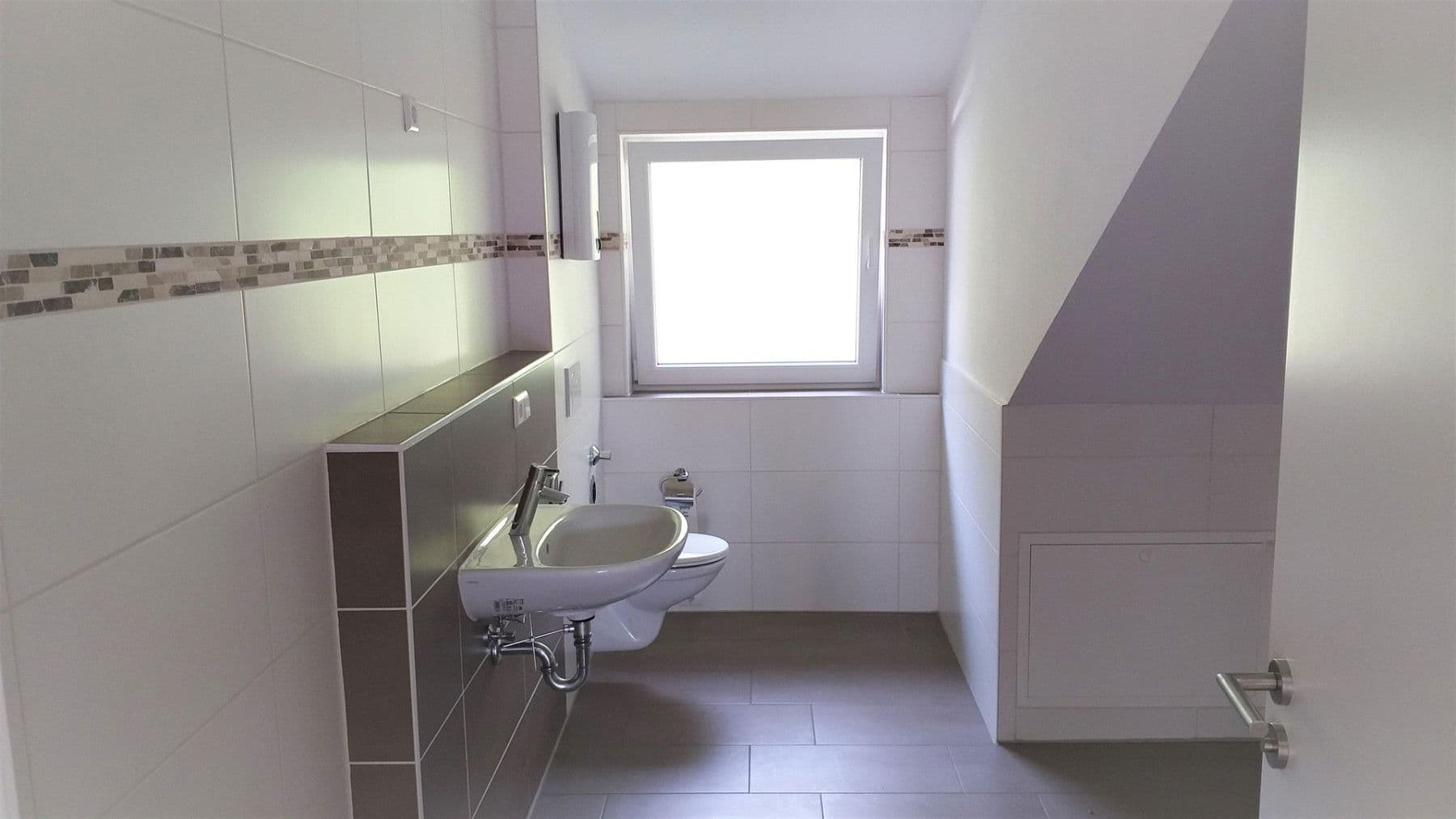 Prenájom bytu 3-izbový 60 m², Schwäbisch Gmünd, Bádensko-Wurttembersko Prenájom bytu 3-izbový 60 m², Schwäbisch Gmünd, Bádensko-Wurttembersko