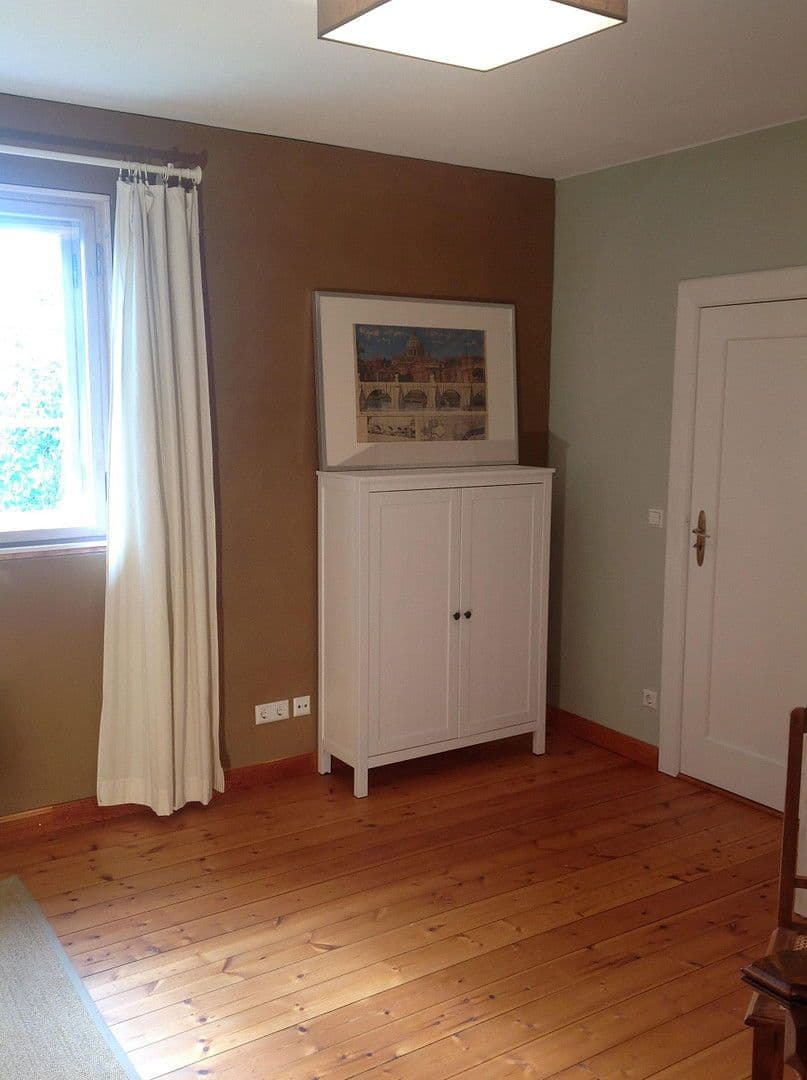 Prenájom domu 144 m², pozemek 450 m², Berlin, Berlín Prenájom domu 144 m², pozemek 450 m², Berlin, Berlín