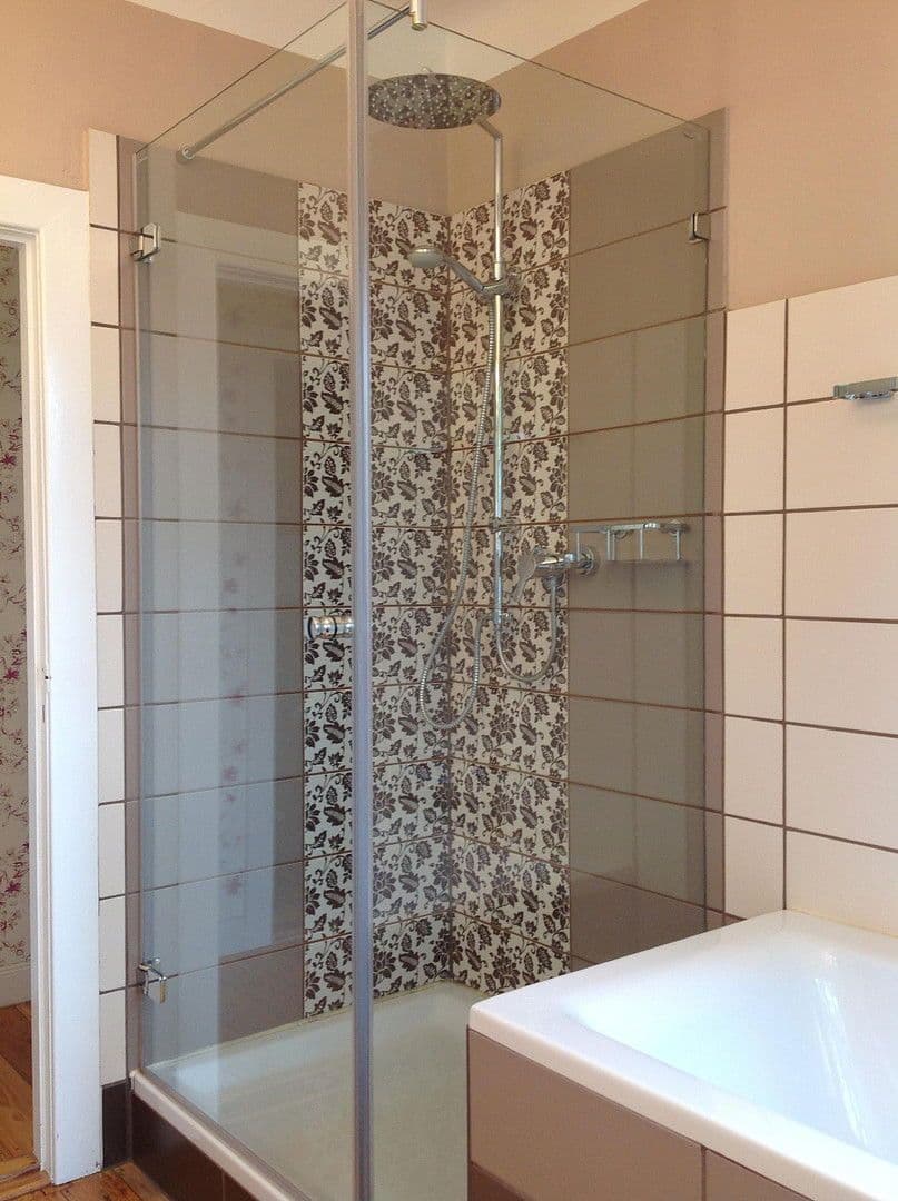 Prenájom domu 144 m², pozemek 450 m², Berlin, Berlín Prenájom domu 144 m², pozemek 450 m², Berlin, Berlín