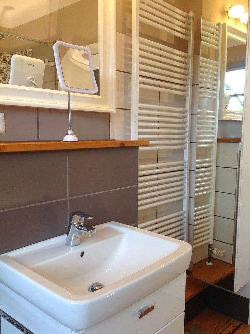 Prenájom domu 144 m², pozemek 450 m², Berlin, Berlín Prenájom domu 144 m², pozemek 450 m², Berlin, Berlín