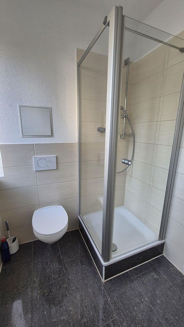 Prenájom bytu 4-izbový 120 m², Bad Säckingen, Bádensko-Wurttembersko Prenájom bytu 4-izbový 120 m², Bad Säckingen, Bádensko-Wurttembersko