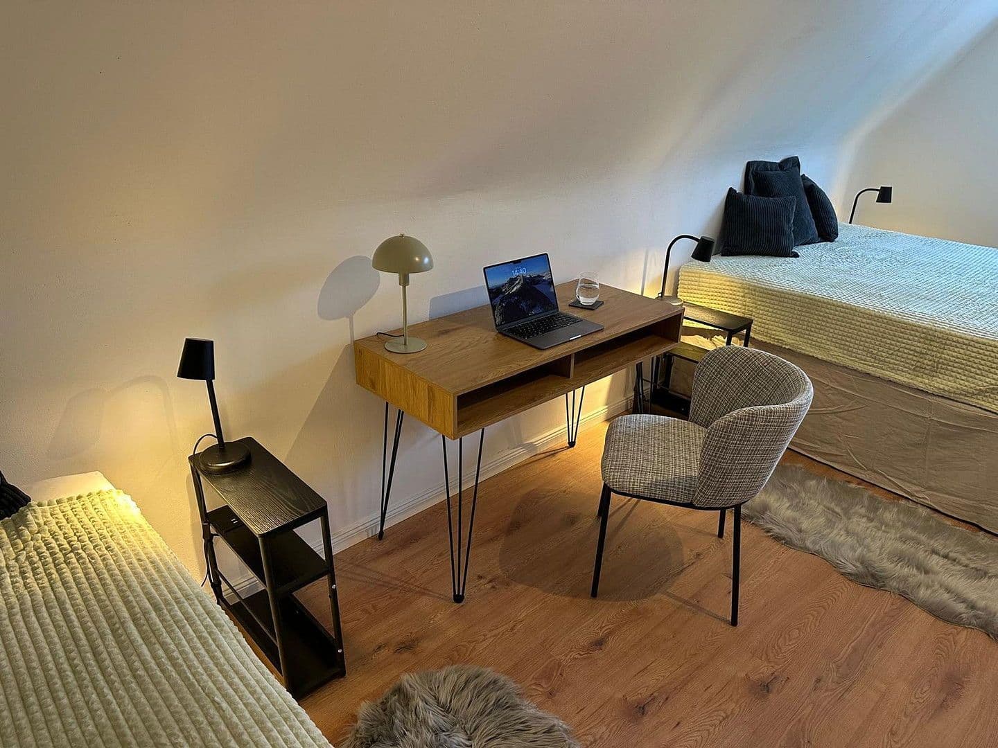 Prenájom bytu 4-izbový 120 m², Ahrensburg, Šlezvicko-Holštajnsko Prenájom bytu 4-izbový 120 m², Ahrensburg, Šlezvicko-Holštajnsko