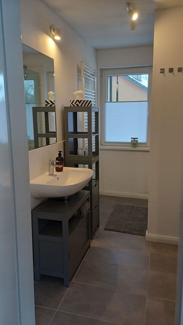 Prenájom bytu 4-izbový 120 m², Ahrensburg, Šlezvicko-Holštajnsko Prenájom bytu 4-izbový 120 m², Ahrensburg, Šlezvicko-Holštajnsko