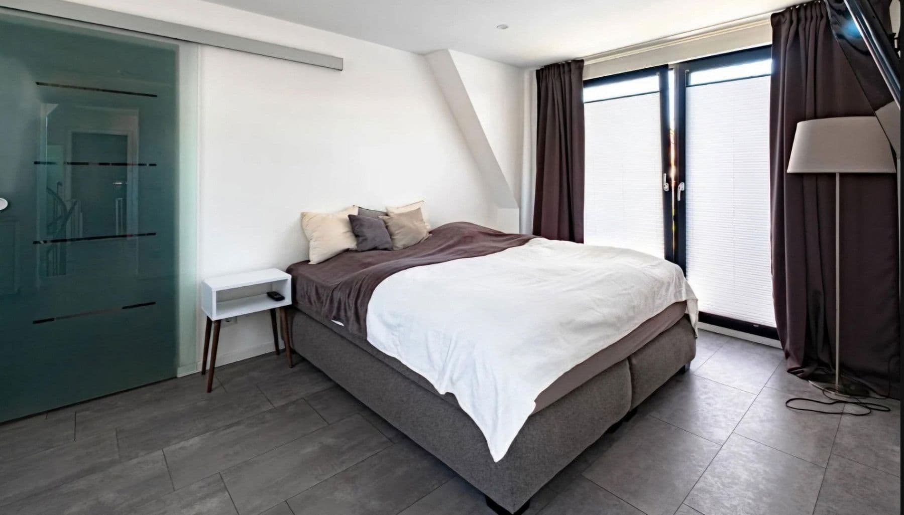 Predaj domu 140 m², pozemek 576 m², Similiberg 1, Hamburg, Hamburg Predaj domu 140 m², pozemek 576 m², Similiberg 1, Hamburg, Hamburg