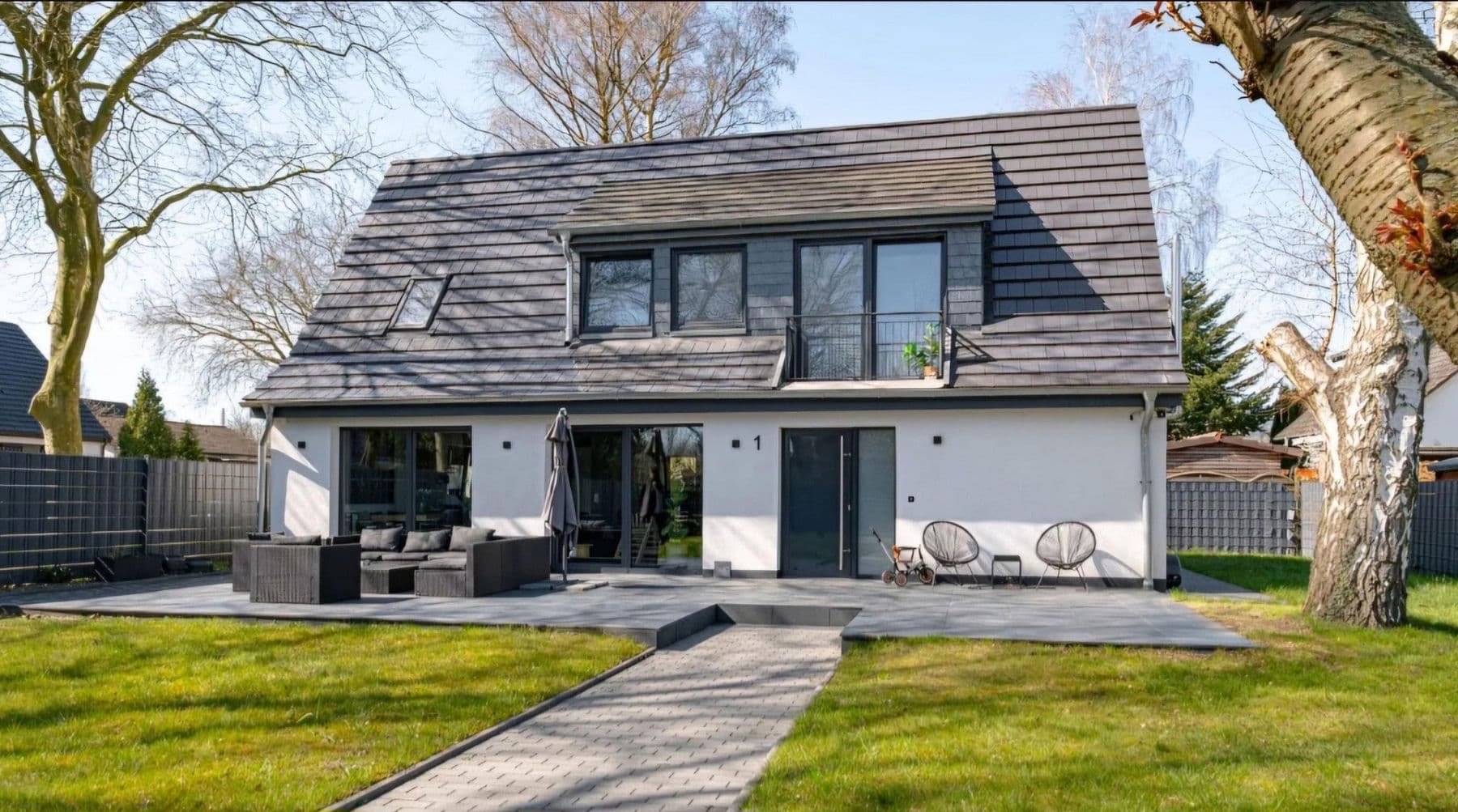 Predaj domu 140 m², pozemek 576 m², Similiberg 1, Hamburg, Hamburg Predaj domu 140 m², pozemek 576 m², Similiberg 1, Hamburg, Hamburg