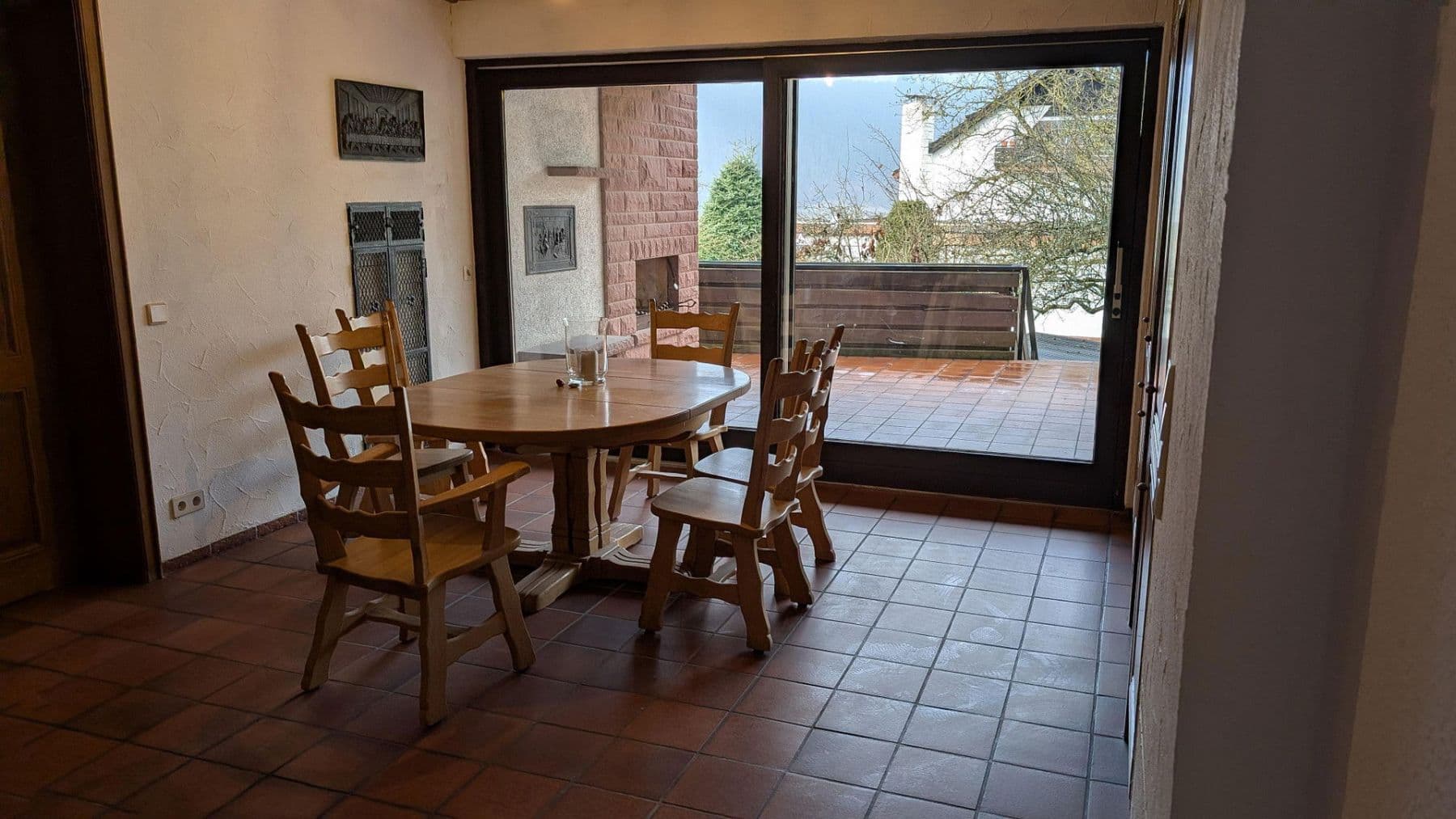 Prenájom bytu 3-izbový 120 m², Bürgermeister-Fröber-Weg 2, Kreuzwertheim, Bavorsko Prenájom bytu 3-izbový 120 m², Bürgermeister-Fröber-Weg 2, Kreuzwertheim, Bavorsko