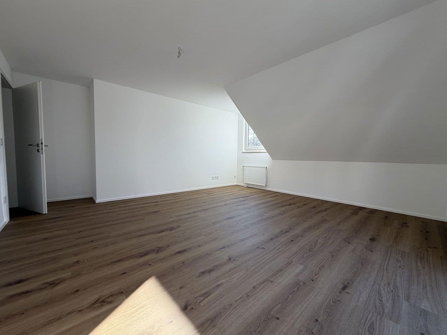 Predaj bytu 3-izbový 95 m², Bornhausweg 15, Freudenberg, Severné Porýnie - Westfálsko Predaj bytu 3-izbový 95 m², Bornhausweg 15, Freudenberg, Severné Porýnie - Westfálsko