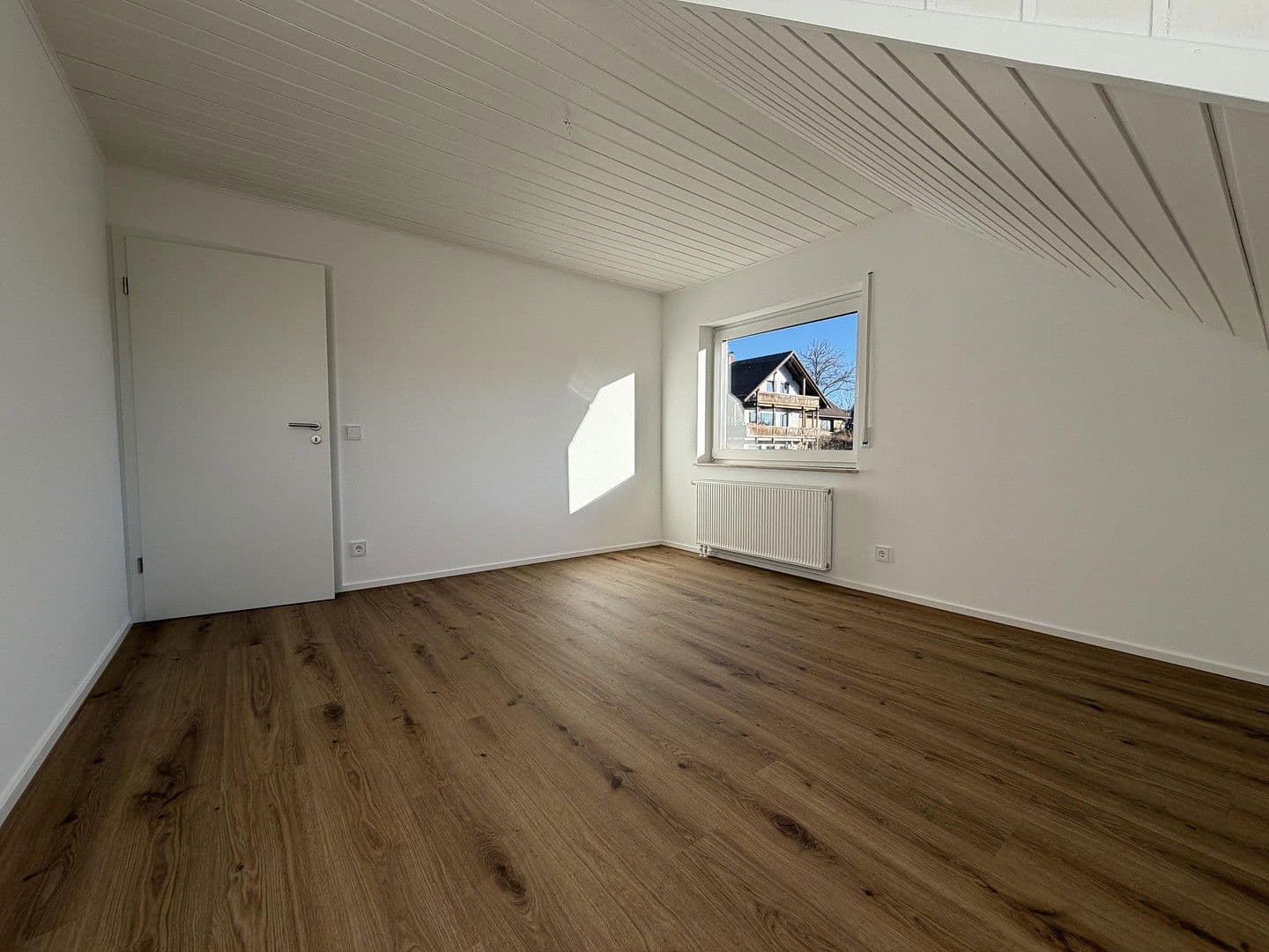 Predaj bytu 3-izbový 95 m², Bornhausweg 15, Freudenberg, Severné Porýnie - Westfálsko Predaj bytu 3-izbový 95 m², Bornhausweg 15, Freudenberg, Severné Porýnie - Westfálsko