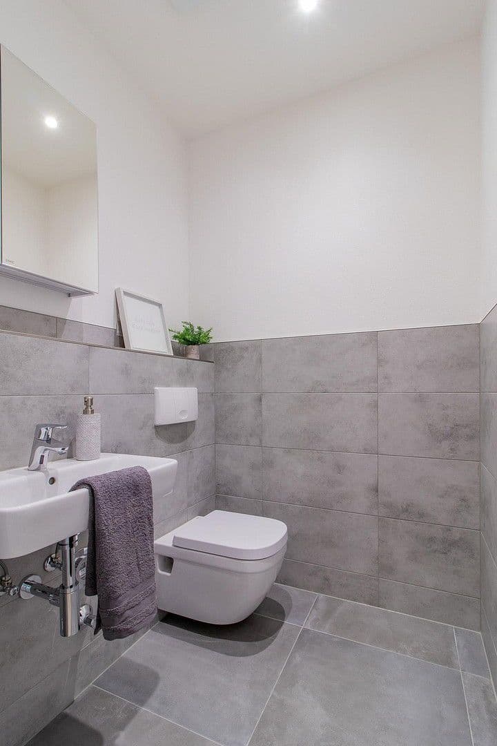 Predaj bytu 4-izbový 94 m², Chemnitz, Sasko Predaj bytu 4-izbový 94 m², Chemnitz, Sasko