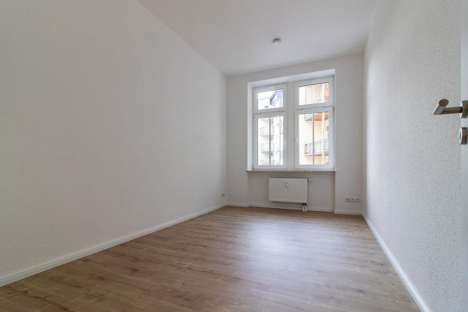 Predaj bytu 4-izbový 94 m², Chemnitz, Sasko Predaj bytu 4-izbový 94 m², Chemnitz, Sasko