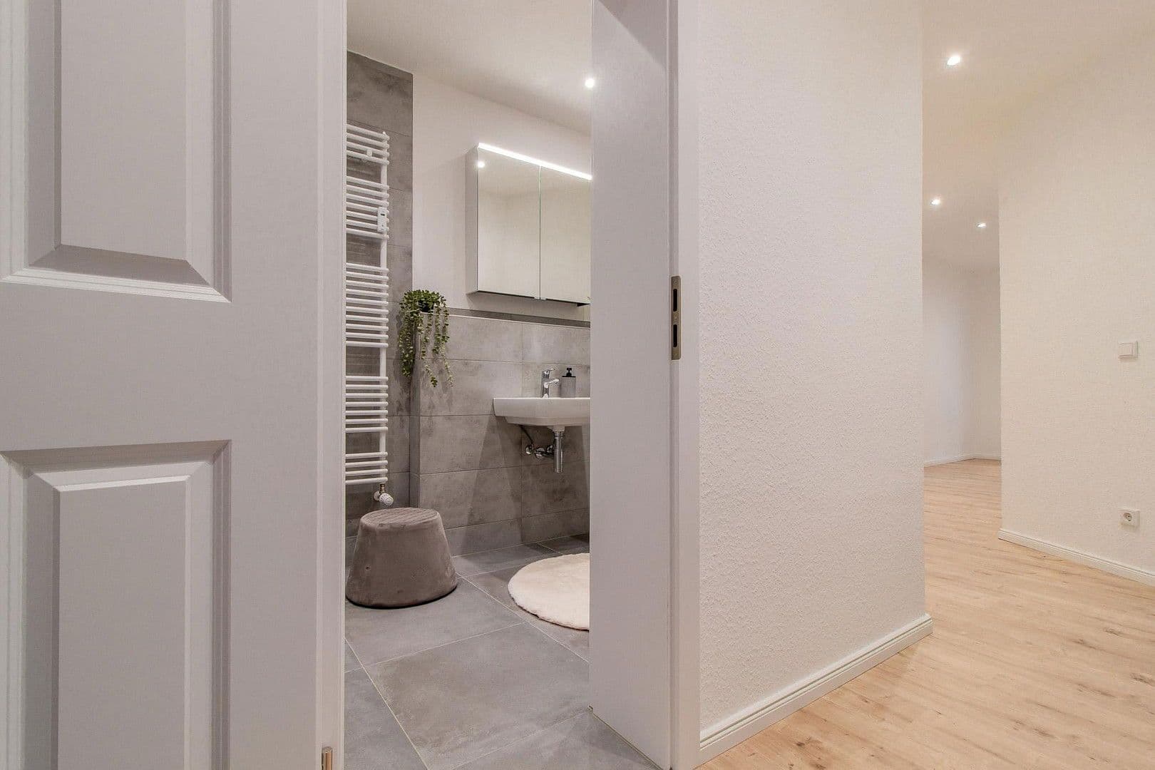 Predaj bytu 4-izbový 94 m², Chemnitz, Sasko Predaj bytu 4-izbový 94 m², Chemnitz, Sasko